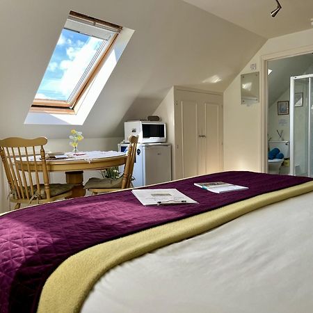 مبيت وإفطار Stalbridge Priors Oak - A Cosy Studio With Countryside Views In Dorset المظهر الخارجي الصورة